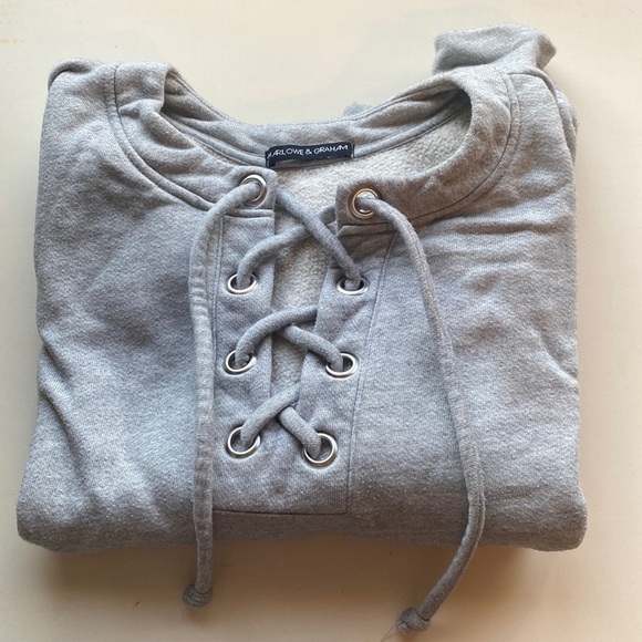 Harlowe & Graham Tops - Harlowe & Graham lace up grey crew neck sweatshirt, size L